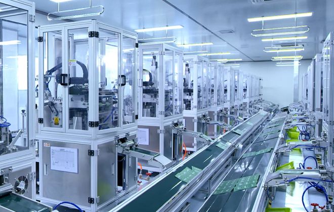 探訪未來(lái)智造 300名客戶(hù)共赴多美生物化妝品OEM智能生產(chǎn)基地